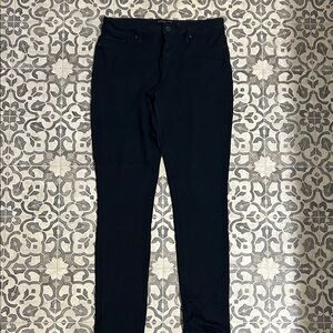Womans Black Skinny Pants